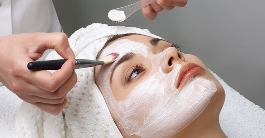 ANKARA AMELİYATSIZ YÜZ GERME UYGULMASINDA İLK SIRALARDA 