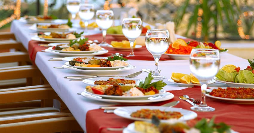 ÖZEL VE GENEL HİZMETLER FİYATI BELİRLİYOR