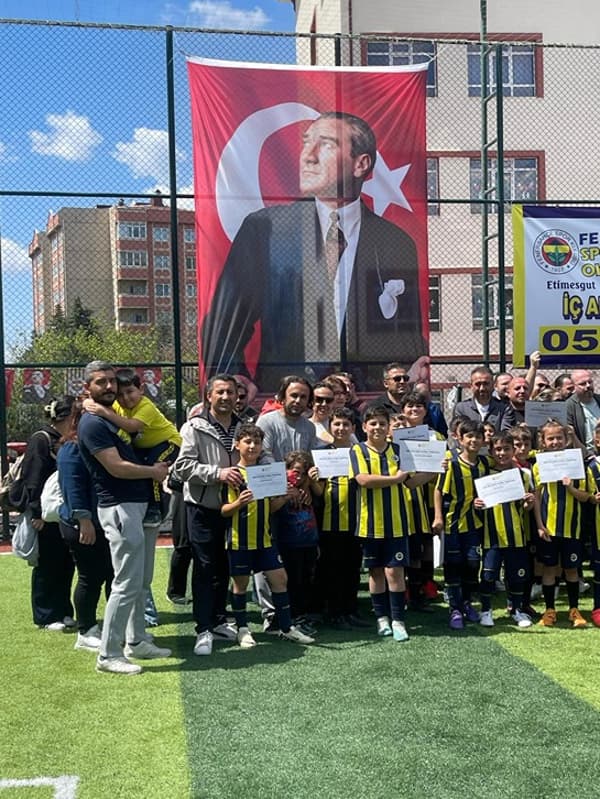Fenerbahçe Futbol Okulu - Etimesgut - 14. Fotoğraf Fenerbahçe Futbol Okulu - Etimesgut - 14. Fotoğraf