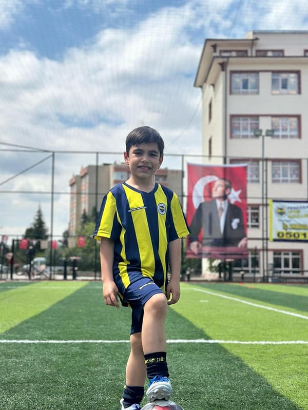 Fenerbahçe Futbol Okulu - Etimesgut - 9. Fotoğraf Fenerbahçe Futbol Okulu - Etimesgut - 9. Fotoğraf
