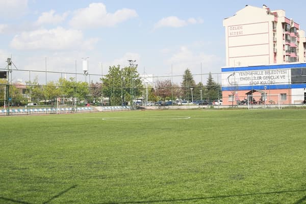 Aybesk Halı Saha - 4. Fotoğraf