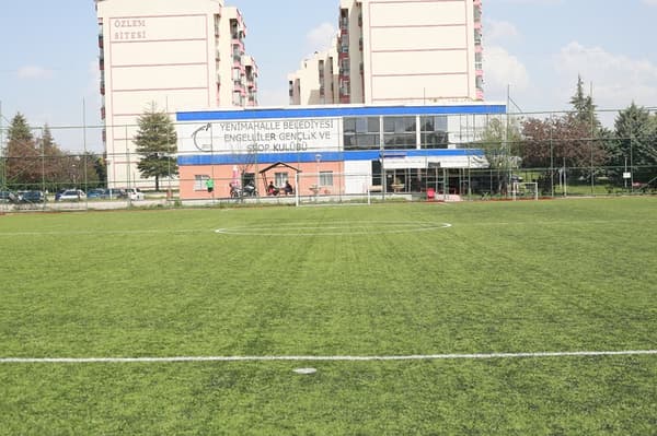 Aybesk Halı Saha - 15. Fotoğraf