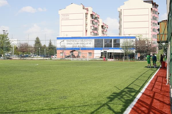 Aybesk Halı Saha - 11. Fotoğraf Aybesk Halı Saha - 11. Fotoğraf