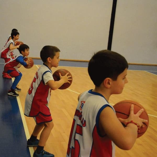 Hidayet Türkoğlu Basketbol Akademisi - Batıkent - 5. Fotoğraf Hidayet Türkoğlu Basketbol Akademisi - Batıkent - 5. Fotoğraf