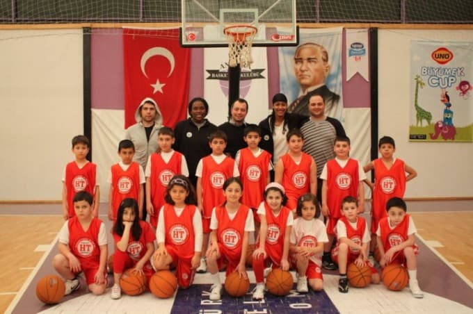 Hidayet Türkoğlu Basketbol Akademisi - Batıkent - Eryaman Mekanları - 2. Fotoğraf