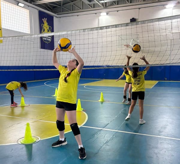 Fenerbahçe Spor Okulları - Batıkent - 3. Fotoğraf Fenerbahçe Spor Okulları - Batıkent - 3. Fotoğraf