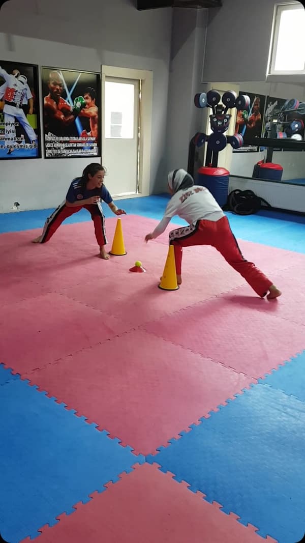 İkra Spor Kulübü - 81. Fotoğraf İkra Spor Kulübü - 81. Fotoğraf