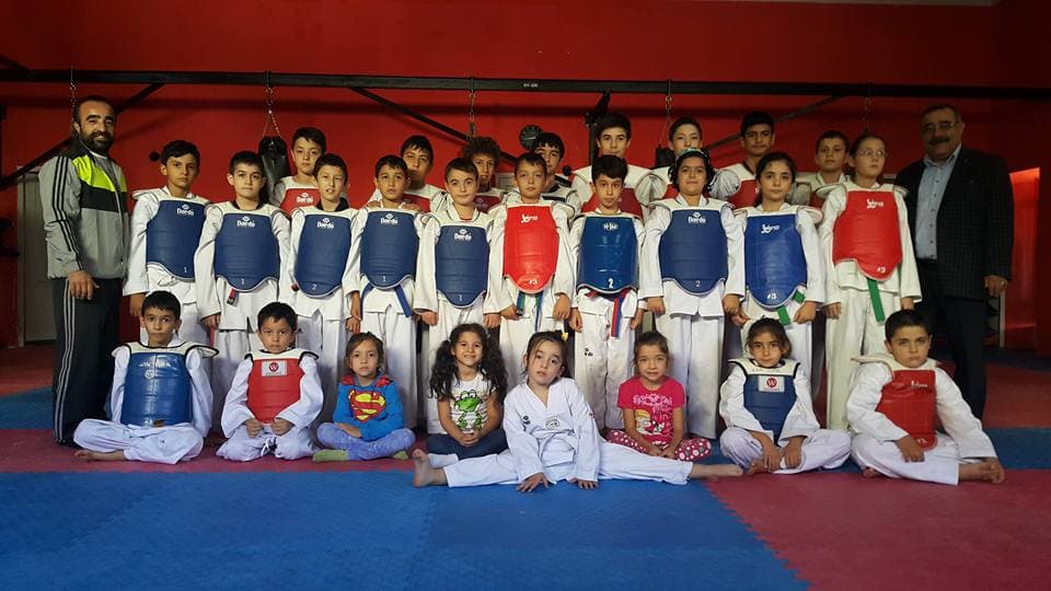İkra Spor Kulübü - Yenimahalle Boks Kursları - 2. Fotoğraf