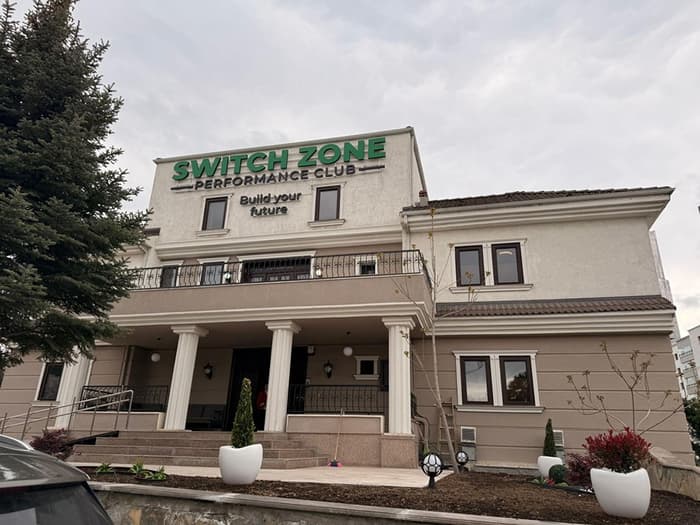Switch Zone Performance Club - 5. Fotoğraf