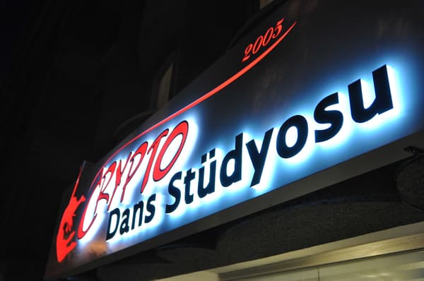 Crypto Dans Stüdyosu - 6. Fotoğraf