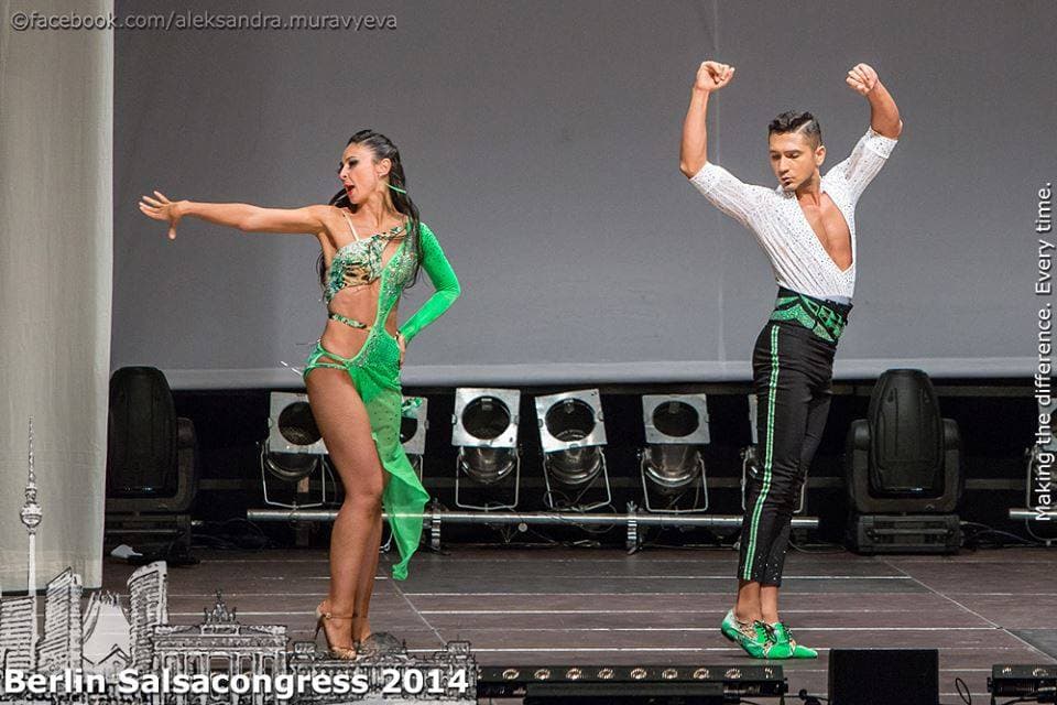 Crypto Dans Stüdyosu - 3. Fotoğraf