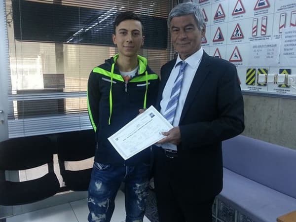 Gökalp Sürücü Kursu - 5. Fotoğraf Gökalp Sürücü Kursu - 5. Fotoğraf