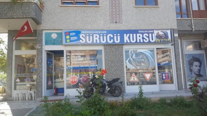 Bahçelievler Sürücü Kursu Öveçler Şubesi - 4. Fotoğraf