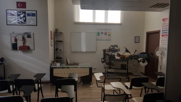 Bahçelievler Sürücü Kursu Öveçler Şubesi - 5. Fotoğraf Bahçelievler Sürücü Kursu Öveçler Şubesi - 5. Fotoğraf