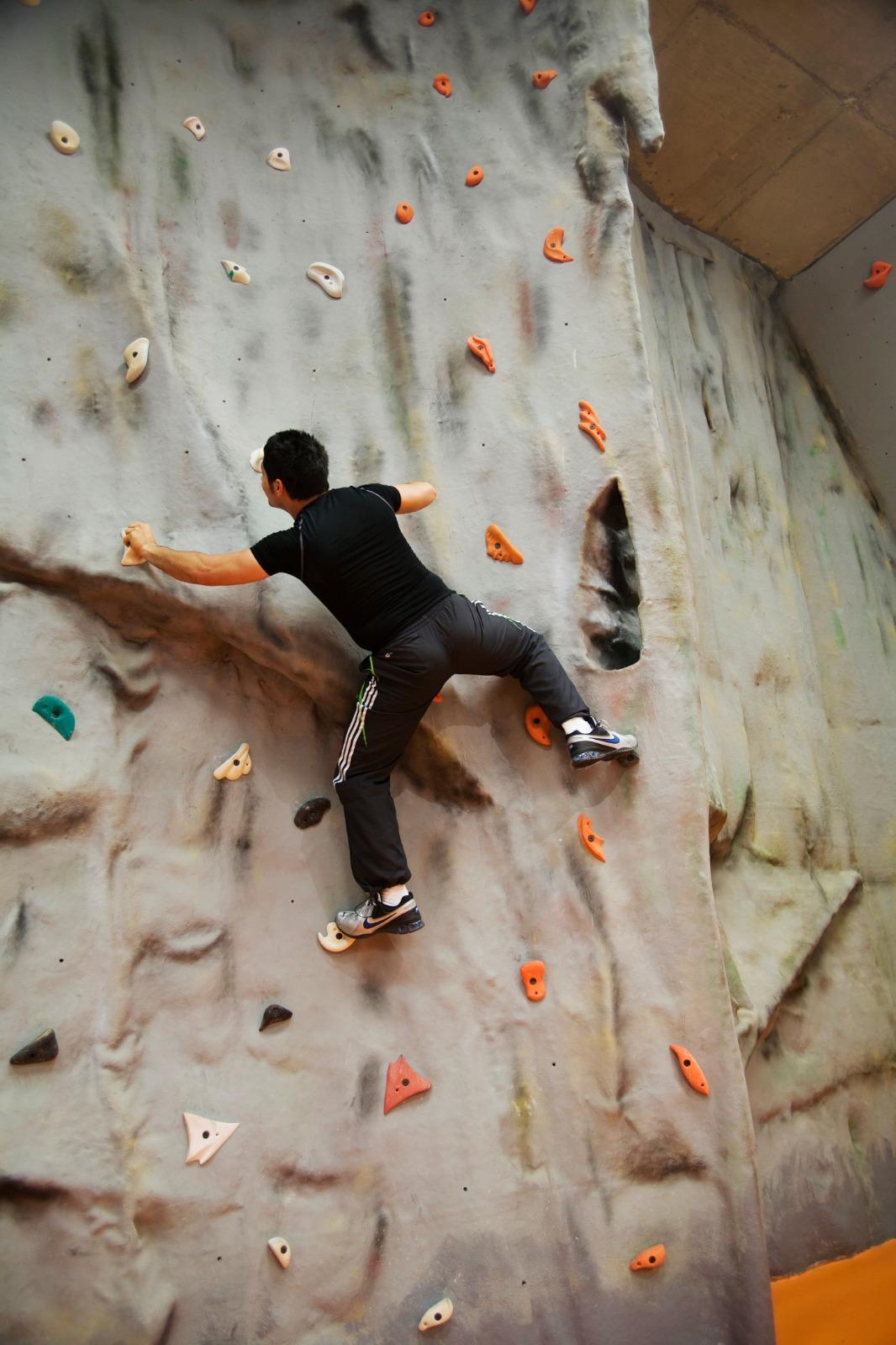 Base Life Club - Çayyolu  Mekanları - 4. Fotoğraf