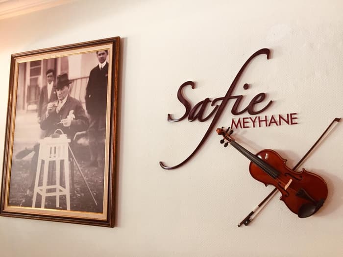 Safie Meyhane - 3. Fotoğraf