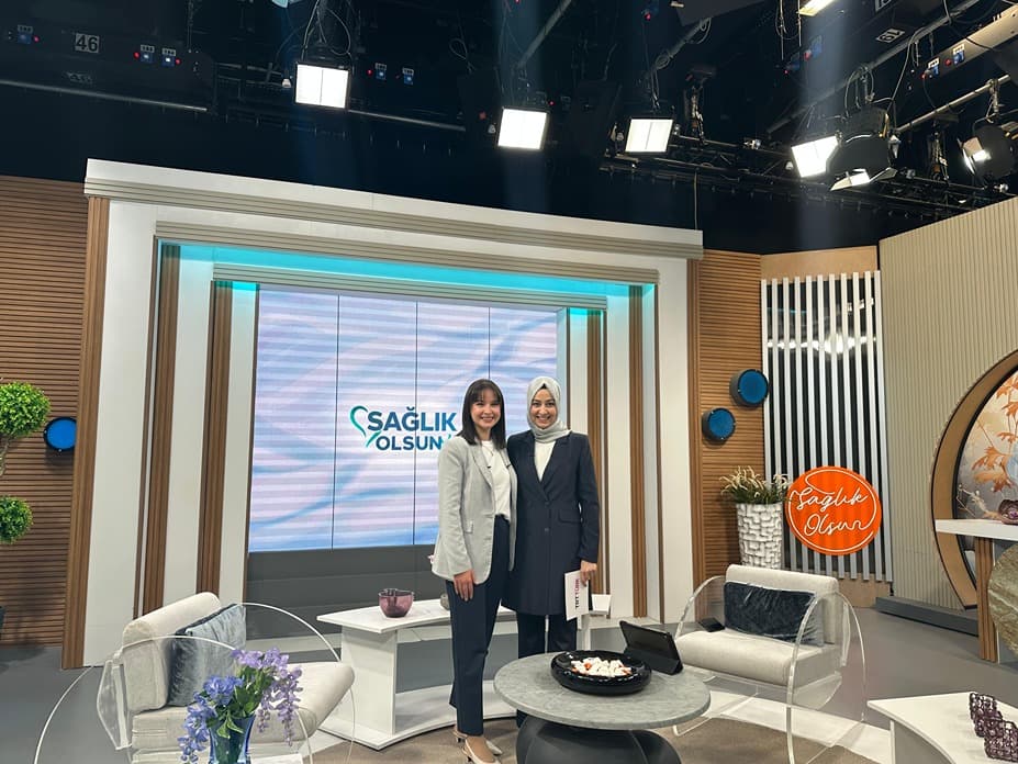 Uzman Diyetisyen Aylin Güngör - Tunalı Diyetisyen - 2. Fotoğraf