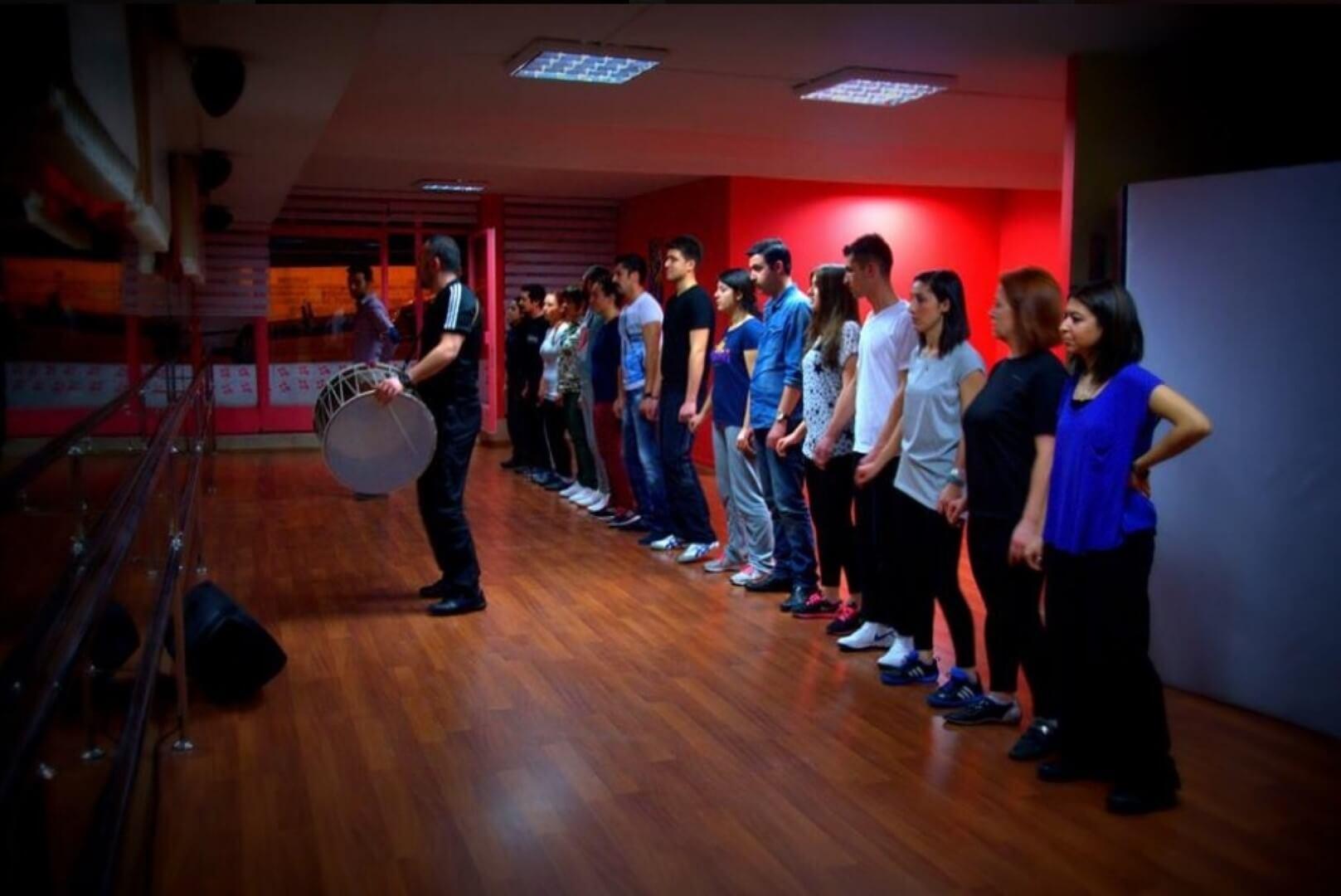 Armoni Dans ve Müzik Akademi - Balgat Bale Kursları - 4. Fotoğraf