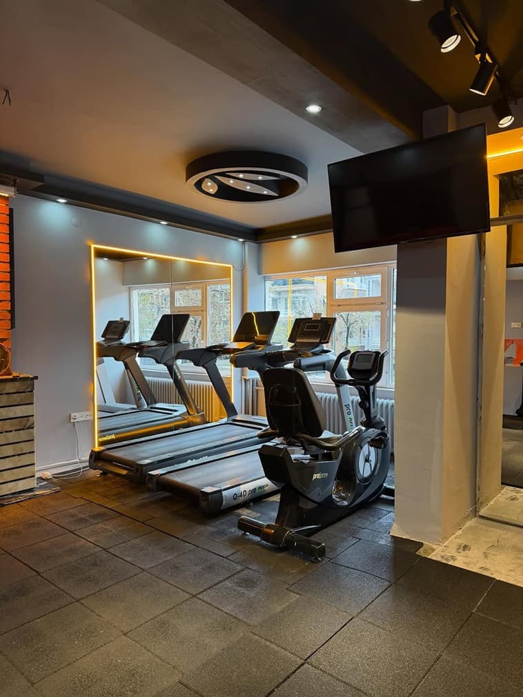 Over Gym - Tunalı Mekanları - 3. Fotoğraf