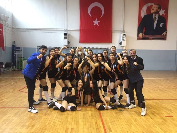 Mehmet Emin Resulzade Spor Kulübü - 2. Fotoğraf