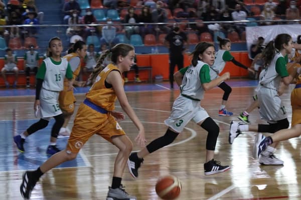 Mehmet Emin Resulzade Spor Kulübü - 6. Fotoğraf