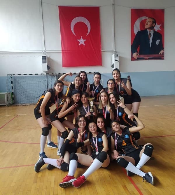 Mehmet Emin Resulzade Spor Kulübü - 9. Fotoğraf