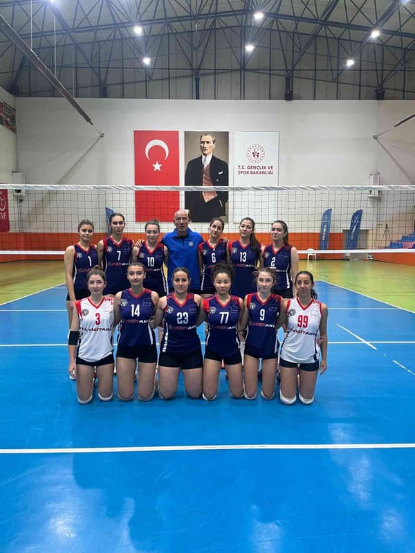 Anadolubeyi Spor Kulübü - 3. Fotoğraf Anadolubeyi Spor Kulübü - 3. Fotoğraf