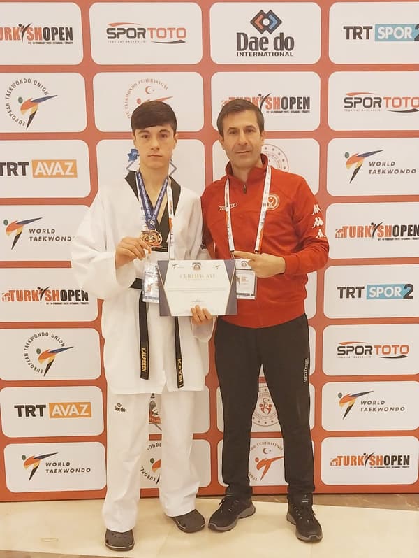 Şenol Kaysi Spor Akademisi - 15. Fotoğraf Şenol Kaysi Spor Akademisi - 15. Fotoğraf