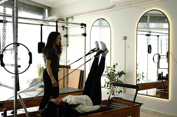 Yıldız Fizyoterapi Pilates - 9. Fotoğraf Yıldız Fizyoterapi Pilates - 9. Fotoğraf
