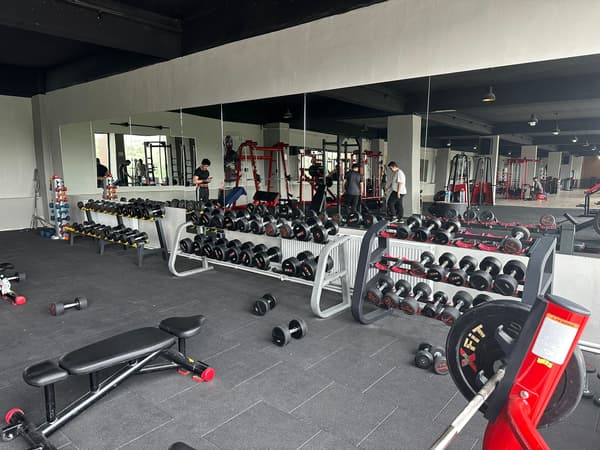 Fit Life Gym - 1. Fotoğraf