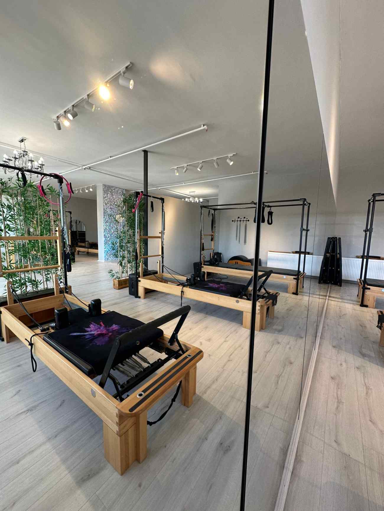 Toned By Aslı Çelik - Eryaman Aletli Pilates Salonları - 2. Fotoğraf