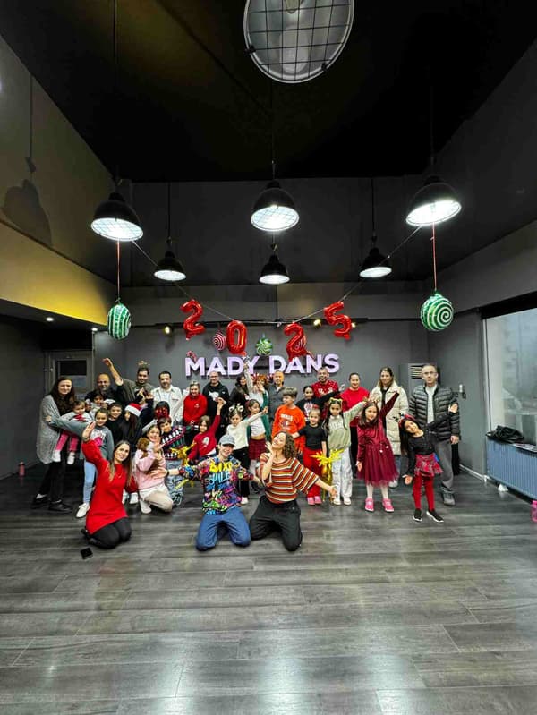 Mady Dans ve Bale - 23. Fotoğraf