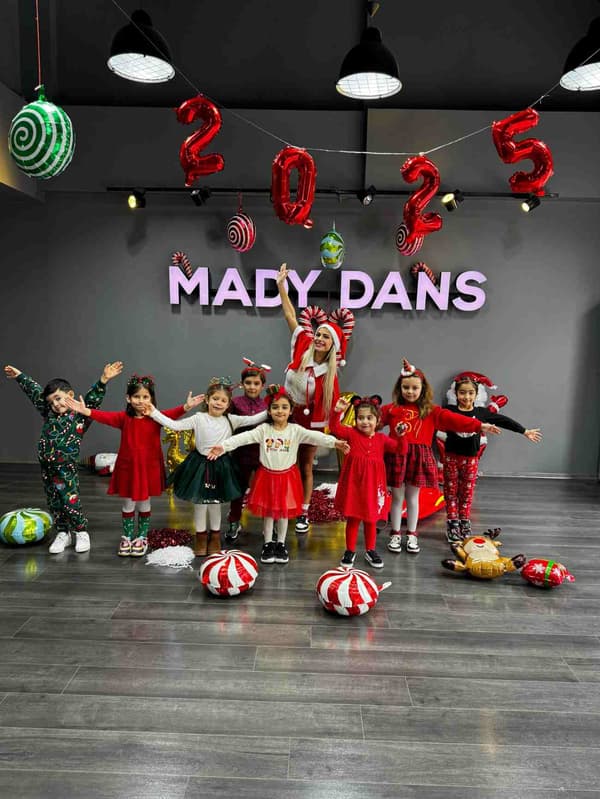 Mady Dans ve Bale - 21. Fotoğraf