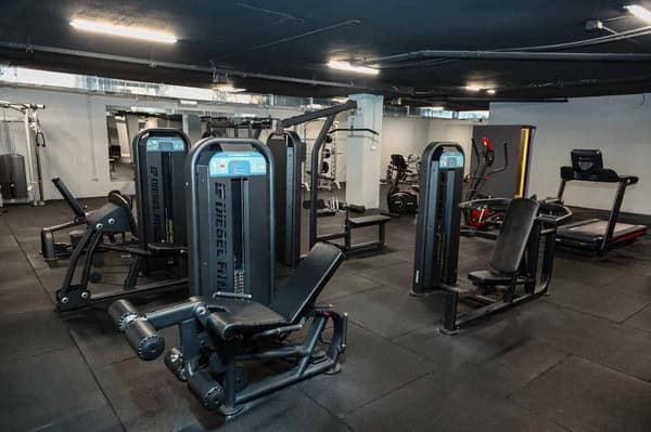 Uni Gym - 18. Fotoğraf