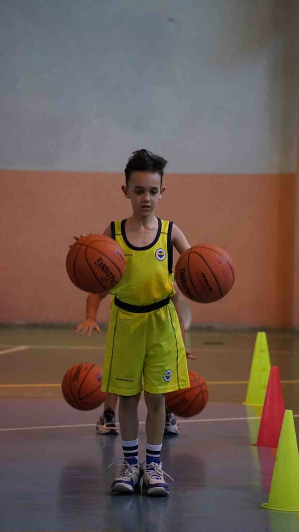 Fenerbahçe Spor Okulları - Çayyolu - 2. Fotoğraf Fenerbahçe Spor Okulları - Çayyolu - 2. Fotoğraf