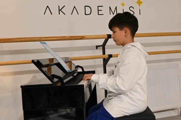 Lamia Dans ve Sanat Akademi - 6. Fotoğraf