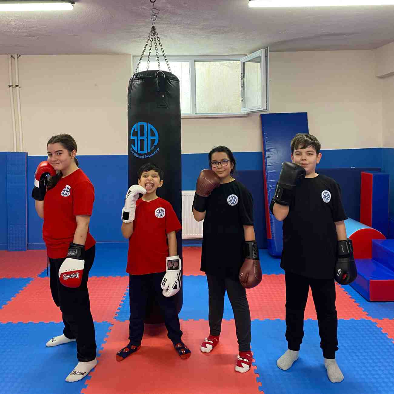 SBA Spor Kulubü - Küçükesat  Mekanları - 4. Fotoğraf