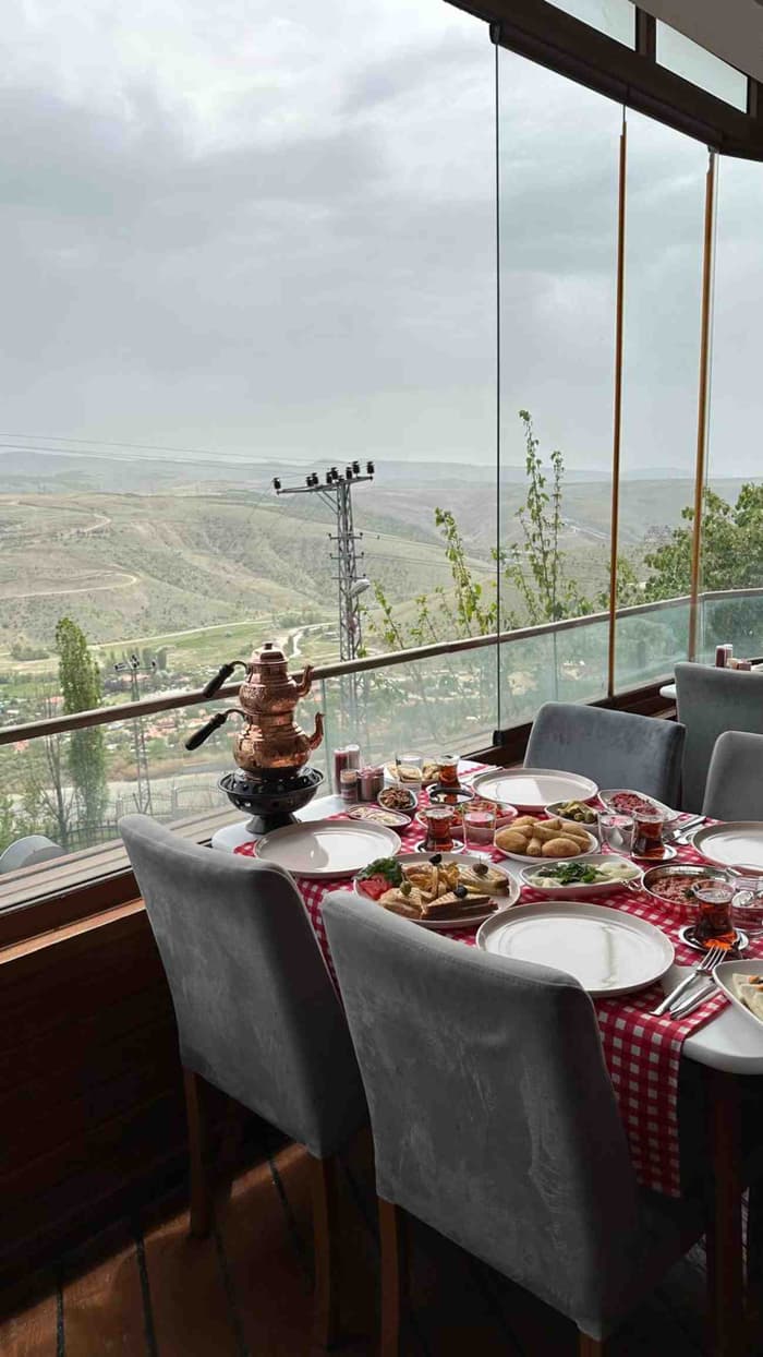 Zeybek Kahvaltı Salonu - 3. Fotoğraf