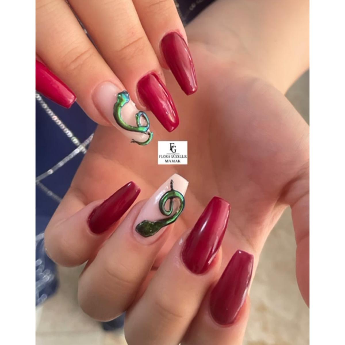 Flora Güzellik - Dikimevi Cilt Yenileme - 3. Fotoğraf