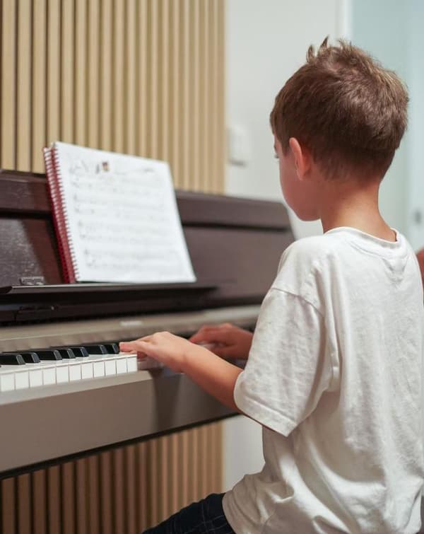 Rena Sanat Gelişim Akademi - 8. Fotoğraf Rena Sanat Gelişim Akademi - 8. Fotoğraf