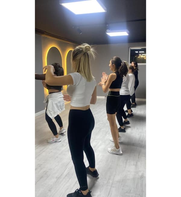 CM Sports Studio - 4. Fotoğraf