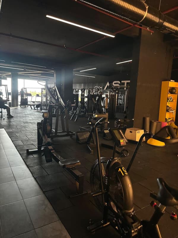 Gym Astra Spor Salonu - 11. Fotoğraf Gym Astra Spor Salonu - 11. Fotoğraf