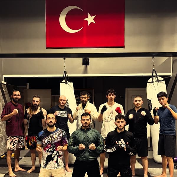 Serin Fight Academy - 11. Fotoğraf Serin Fight Academy - 11. Fotoğraf