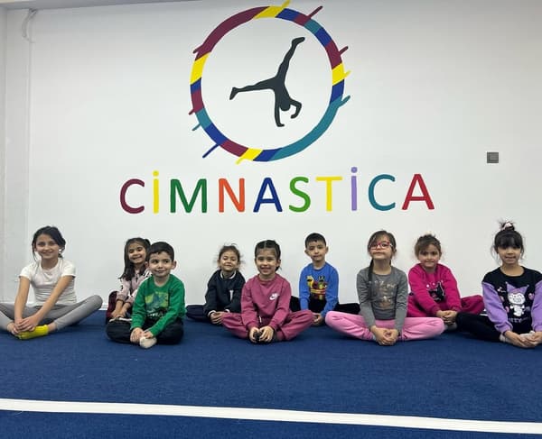 Cimnastica - 1. Fotoğraf Cimnastica - 1. Fotoğraf