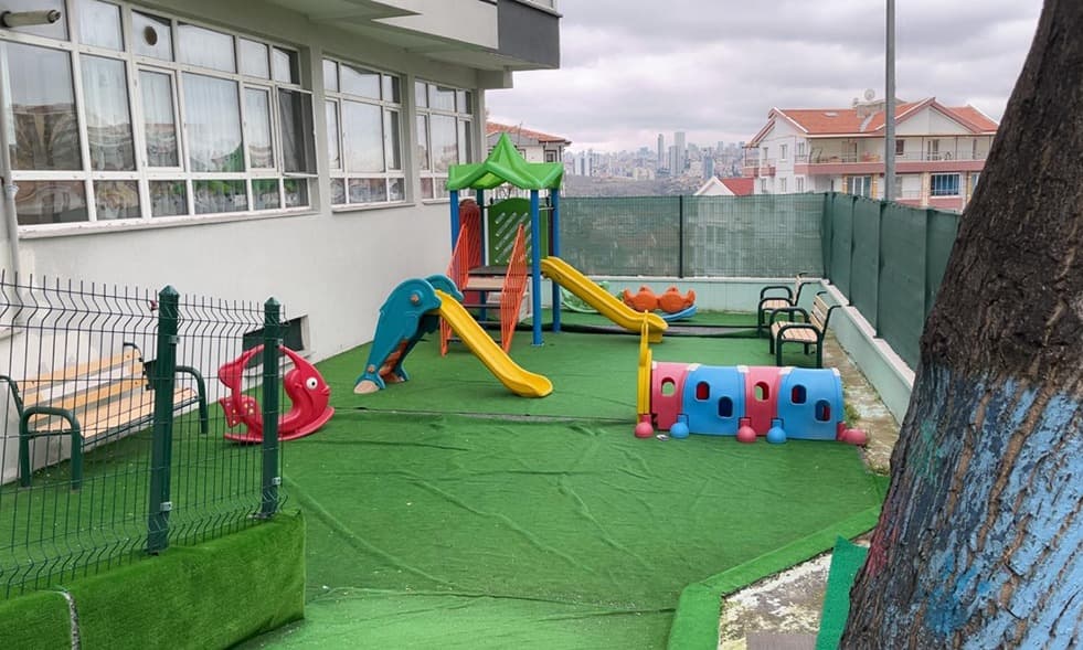 Lila ile Mai Anaokulu