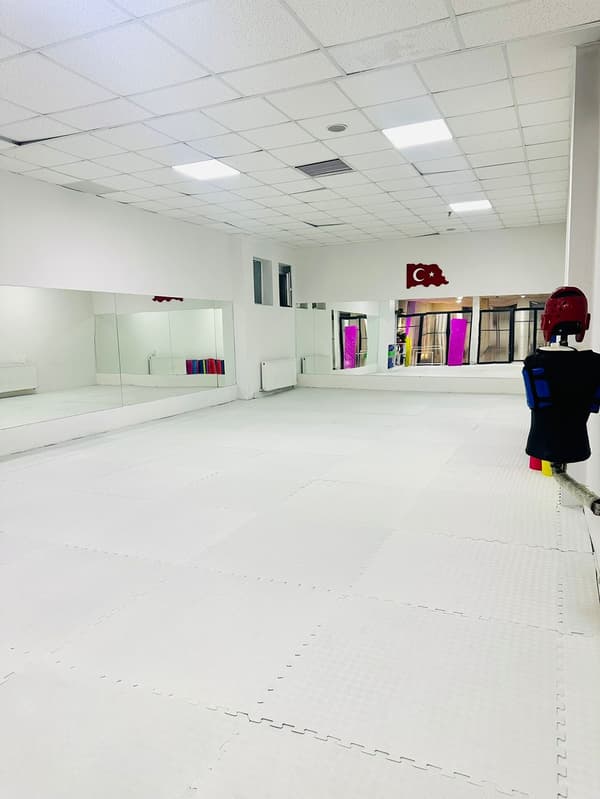 MFK Training Stüdyo Pilates - 9. Fotoğraf MFK Training Stüdyo Pilates - 9. Fotoğraf